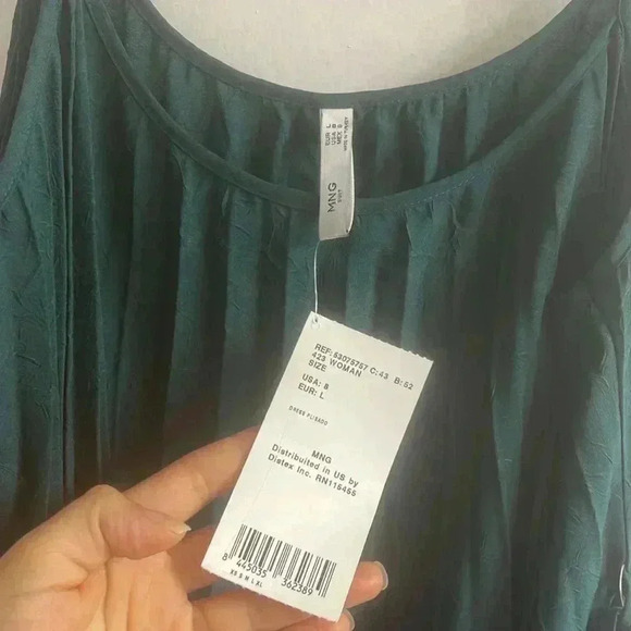 MANGO - NWT size Large 
Pleated Midi Dress - Picture 11 of 14